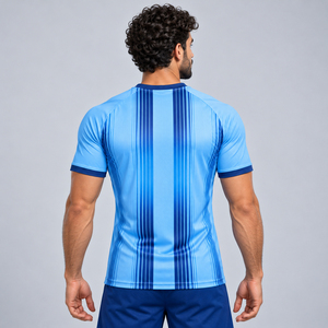 Camiseta de Fútbol Sublimada con Gráficos Vibrantes, Nombres y Números de Jugadores Personalizados y Tela Transpirable para Equipos de Fútbol Profesional - Product Image 6