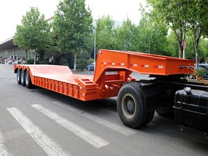 Factory Price High Quality Used Customizable Low Bed Semitrailer with Stable Structure Excavator Transport for Bulk for Sale - Product Image 4