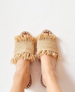 Sandalias de Rafia Hechas a Mano: Sandalias Planas de Cuero para Mujer, Verano - Product Image 1