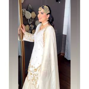 Hermosa parte superior e inferior de fiesta con Dupatta Talla XL - Product Image 4