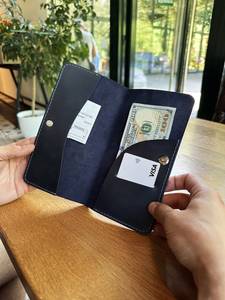 Cartera de Cuero Genuino de Lujo Hecha a Mano, Resistente al Agua, Ligera, para Comprobantes de Restaurante, Suministro Profesional para Restaurantes, Venta al por Mayor - Product Image 3