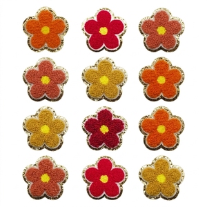Patchs brodés en chenille de qualité supérieure, motif petite fleur de 6 cm, 12 couleurs, bordure dorée scintillante, thermocollants, pour vêtements, t-shirts d'enfants, chapeaux et tissus - Product Image 2
