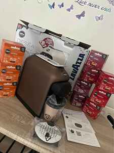 Compre Cápsulas de Café Lavazza Crema E Gusto 8869 con Cafetera Premium al por Mayor - Product Image 4
