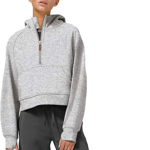 Vente en gros de sweats à capuche pour femmes de haute qualité, coupe courte, délavés à l'acide, avec impression en relief et broderie, fabrication sur mesure - Product Image 5