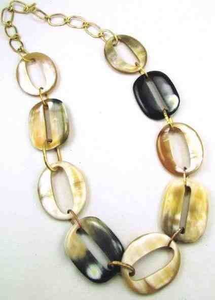Collar de cuerno artesanal martillado ecológico más vendido, exquisito collar moderno hecho a mano por blossom craft india - Product Image 6
