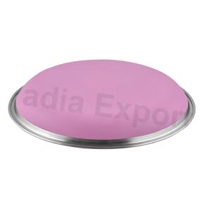 Assiette de camping ronde en acier inoxydable écologique de luxe, design métallique pour les aventures en plein air - Product Image 1