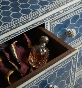 Blue Bone Inlay Solid Mango Three Drawer <b>Storage</b> Cabinet <b>Sideboard</b> Agate Detail Dresser Modern Bedroom Dining Living Room - Product Image 3