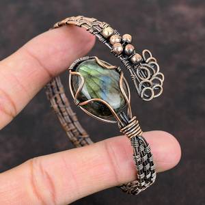 Bracelet en cuivre ajustable avec labradorite, fil enroulé, fait main, cadeau - Product Image 3