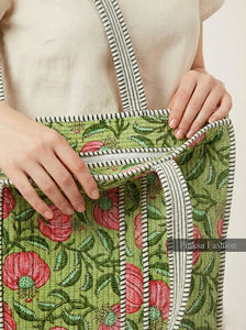 Sac fourre-tout matelassé en coton Jaipur - Imprimé animal, grande capacité, avec fermeture éclair, idéal pour la plage, les voyages et les courses - Product Image 6