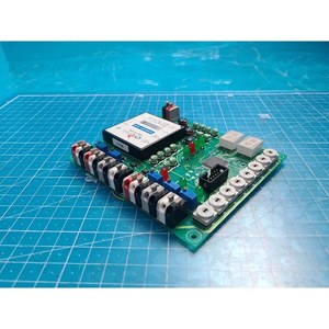 Convertidor CC-CC de Triple Salida Power Plaza PT15-24-322 Usado Como Parte de Equipos Semiconductores Legados - Product Image 1