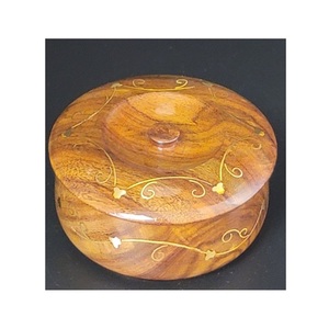 Boîte à chapati en bois pour la présentation de repas résidentiels, conçue pour un rangement organisé des aliments et une embellissement intérieur - Product Image 5
