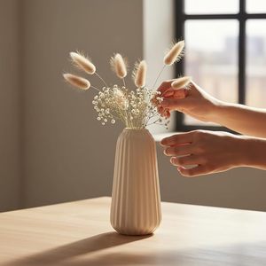 Vase à fleurs en porcelaine mate côtelée, style nordique moderne, éco-responsable, en céramique blanche, pour décoration de table, cadeau de pendaison de crémaillère, 2-4 pouces - Product Image 2