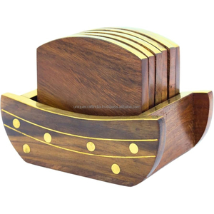 Colección de Posavasos de Madera con Listones |   Posavasos Artesanal de Madera Maciza |   Diseño Rústico Elevado para Decoración del Hogar - Product Image 5