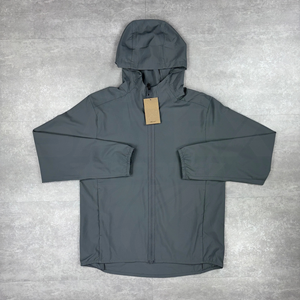 Nuevo conjunto deportivo de nailon de 2 piezas, cortavientos reflectante, estilo oversized, para hombre. - Product Image 2
