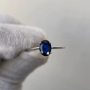 แหวนไพลินธรรมชาติสีน้ำเงินโบราณทรงรี แหวนหมั้นวินเทจสำหรับผู้หญิง เครื่องประดับ - Product Image 1