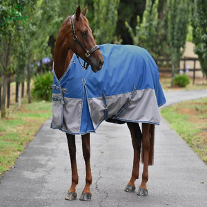 Couverture pour cheval en tissu Oxford imperméable, très vendue, équipement équestre essentiel, couverture de protection premium pour chevaux - Product Image 3