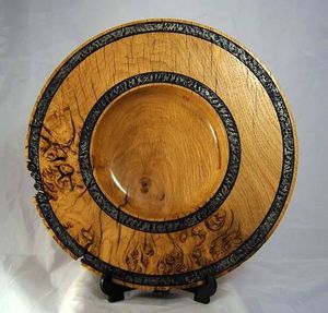 Plato Decorativo de Plástico Ecológico con Diseño Único de Madera Figurada para Comedor y Centro de Mesa en Oferta - Product Image 1