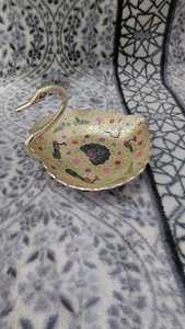 Handmade Metal Swan Shaped <b>Decorative</b> <b>Plate</b> With Color Enamel Oriental Pattern For Presents - Product Image 1