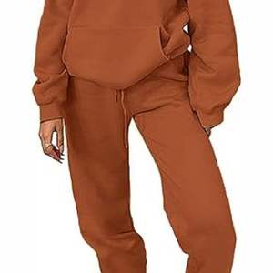 Conjunto de 2 Piezas para Mujer, Sudadera con Capucha y Pantalones Deportivos Cortos de Invierno, Atuendo Informal Cómodo a Juego, Tela Suave, Color Sólido - Product Image 6
