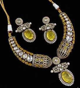 Collar de Novia Chapado en Oro de 24K Más Vendido, Pendientes Grandes, Juego de Joyería Nupcial Mang Tika para Mujeres Indias, Producto Hecho a Mano al por Mayor - Product Image 4