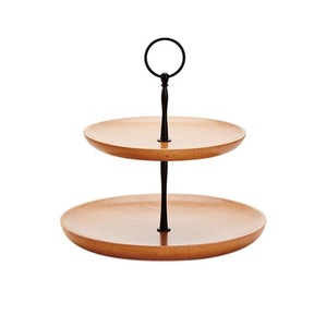 Élégant support à cupcakes en bois fait main, présentoir naturel pour gâteaux, pâtisseries, muffins et décoration de table de desserts - Product Image 3