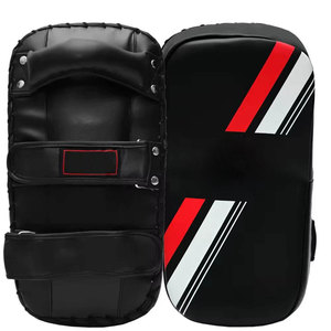Protège-tibias respirants et à séchage rapide, de haute qualité, personnalisés pour le kickboxing thaïlandais, en vente - Product Image 1