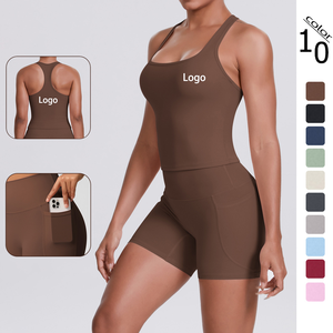 Conjunto de yoga de punto acanalado con logo personalizado al por mayor para mujer: top sin mangas con cuello cuadrado y shorts de compresión de cintura alta, conjunto de dos piezas para gimnasio - Product Image 5
