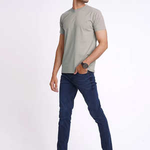 Camiseta Unisex Extra Grande 100% Algodón para Hombre, Transpirable, de Secado Rápido, con Logotipo Personalizado, Impresión Puff, Fitness, OEM, Venta al Por Mayor - Product Image 5