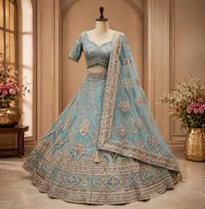 Lehenga Choli en tissu filet brodé bleu ciel avec dupatta, travail de broderie lourd, tenue ethnique indienne pour mariage et cérémonies. - Product Image 2