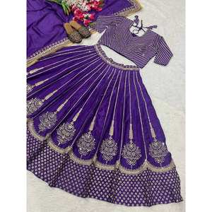 Vestidos de novia de diseñador bordados Lehenga Choli con trabajo de secuencia - Product Image 5