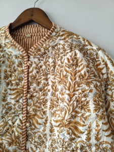 Veste en coton indien, veste en coton matelassé, veste faite à la main, veste pour femme, manteau bohème, veste florale, manteau à motifs imprimés - Product Image 4
