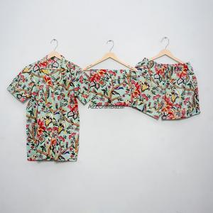 Nuevo Conjunto de Pijama Casual de Manga Corta para Mujer, Transpirable, Romántico, de Tela Tejida con Estampado Frontal, Suave, con Cintura Elástica y Cordón Ajustable - Product Image 4