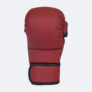 ถุงมือ MMA หนังและ PVC แบบไดนามิก พร้อมแผ่นกันลื่นสำหรับผู้รักศิลปะการต่อสู้ - การเคลื่อนไหวที่ดีขึ้นและการป้องกันที่แข็งแกร่ง - Product Image 2