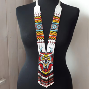 Gargantilla Impermeable con Cuentas Delicadas y Flecos Azules y Rojos |   Collar Étnico Bohemio Hippie Tribal para Mujer, Ideal para Bodas y Fiestas - Product Image 1