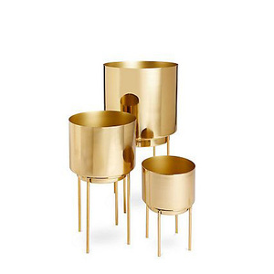 Pot de fleurs décoratif en métal haut de gamme avec support de qualité supérieure pour les espaces résidentiels et hôteliers de luxe - Product Image 3