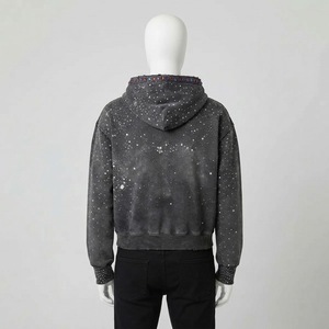 เสื้อฮู้ดดี้ผู้ชาย ผ้าฝ้าย 100% สำหรับฤดูหนาว ประดับด้วยคริสตัลและกระดุม แต่งลายกราฟิก มีกระเป๋าจิงโจ้ สไตล์สตรีทแวร์ - Product Image 5