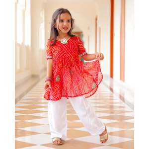 Magnifique ensemble de kurta en chiffon pur Bandhani rouge, dessiné à la main, pour enfants de 1 à 2 ans, vêtements décontractés indiens et pakistanais - Product Image 1
