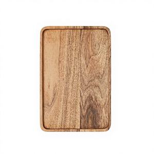 Bandeja de Servir de Madera Estilo Francés con Asas Grabadas, Artesanía Decorativa de Buena Calidad, Apta para Contacto con Alimentos, Lavavajillas y Microondas - Product Image 4