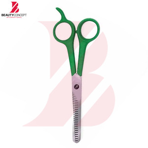 กรรไกรซอยผมด้ามพลาสติกสีเขียวสดใส ขายส่ง กรรไกรตัดผมมืออาชีพสำหรับการตัดผมอย่างแม่นยำ - Product Image 2