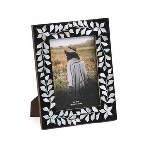 Premium Mosaic Mother Of Pearl Picture <b>Frame</b> <b>Black</b> & White Hand Inlaid <b>Photo</b> Display Elegant Wedding Gift & Vintage Living Room - Product Image 2