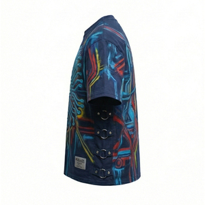 Camiseta Premium Cyber Streetwear con Diseño de Circuito, Estilo Urbano Futurista, MALUZA INDUSTRIES - Product Image 4