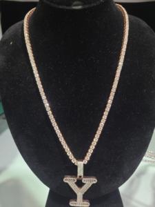 Cadena de tenis completamente cubierta de diamantes con colgante - Product Image 1