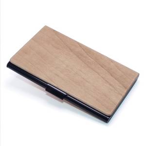 Tarjetero de Madera con Logotipo Personalizado |   Soporte para Tarjetas de Visita de Madera Maciza |   Uso Promocional y de Oficina - Product Image 5