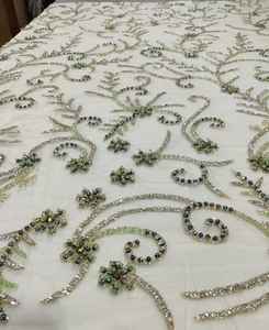 Tissu en dentelle perlée à la main en cristal vert de luxe pour robe de mariée et robe de soirée – Fournisseur en gros de maille brodée lourde - Product Image 3