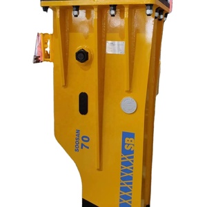 Martillo hidráulico SOOSAN SB70 Tipo caja Silence adecuado para excavadoras con martillo de 16-21 toneladas para construcciones y demoliciones. - Product Image 1
