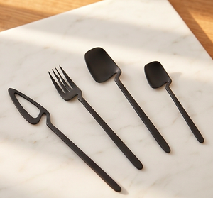 Juego de Cubiertos Minimalistas Negros Mate de 4 Piezas, Cubertería de Acero Inoxidable, Cucharas y Tenedores para Servir, Aptos para Lavavajillas, Uso en Catering - Product Image 3