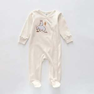 Best Quality Fashionable Classic Romper Baby Clothes Infants Color Rompers Girls Short Sleeves Bodysuits Jumpsuit at Wholesale - Product Image 3
