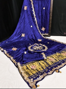 Sari en soie pure de Jaipur avec travail Gotta Patti, sari traditionnel fait main par un designer - Product Image 3
