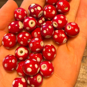Cuentas de vidrio rojas con forma de corazón, cuentas redondas con ojo blanco y lunares para bricolaje, collar llamativo, suministros de joyería, venta al por mayor de fábrica - Product Image 5