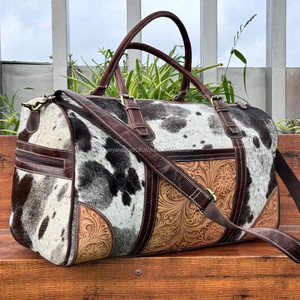 Sac de sport en cuir de vachette pleine fleur personnalisé cheveux sur sac de week-end en cuir usiné Holdall sacs de voyage de nuit pour unisexe - Product Image 3